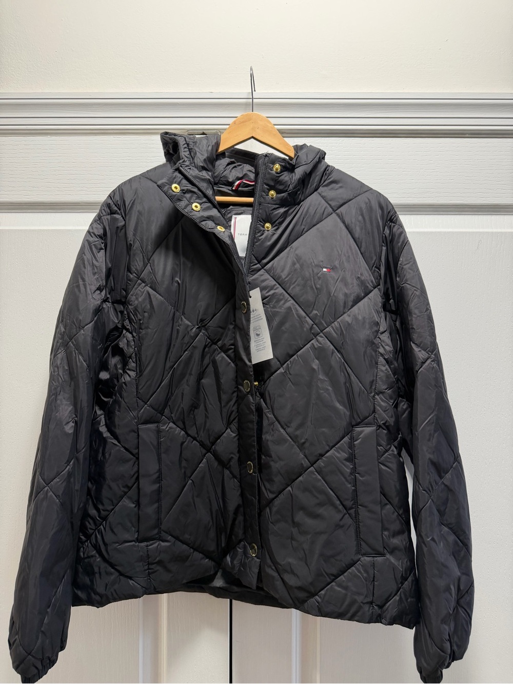 Tommy Hilfiger Black Quilted Hooded Puffer Jacket 🧥 new women size L new